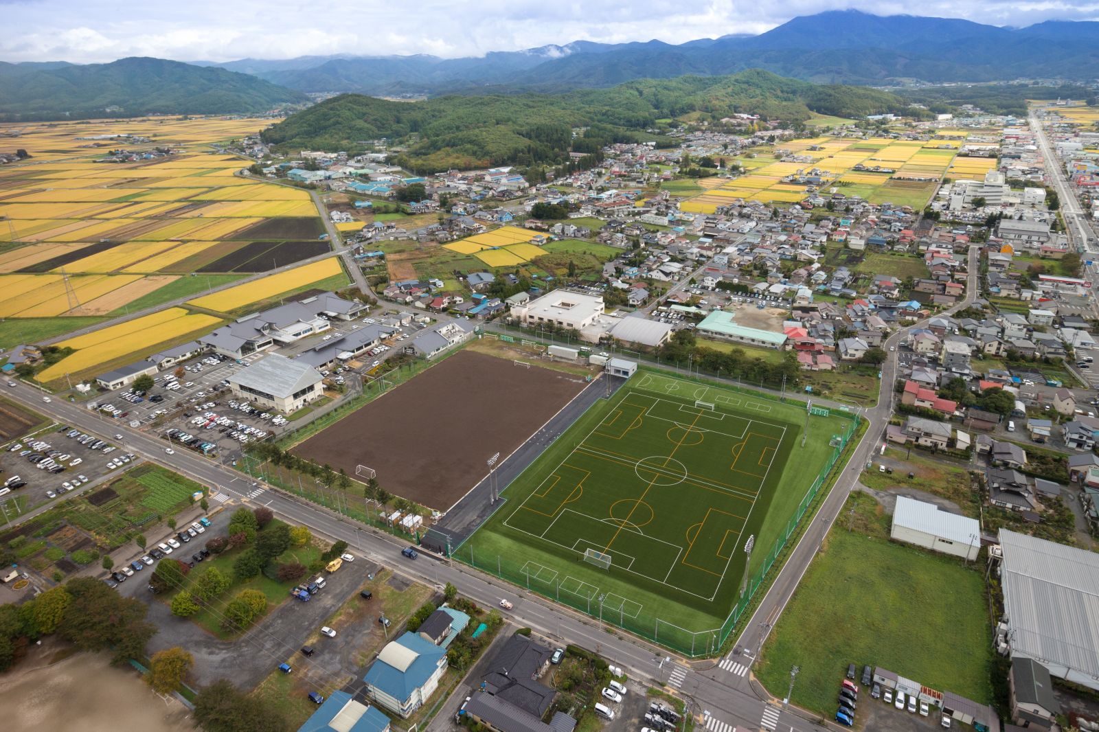 遠野市国体記念公園市民サッカー場 日本フィールドシステム株式会社